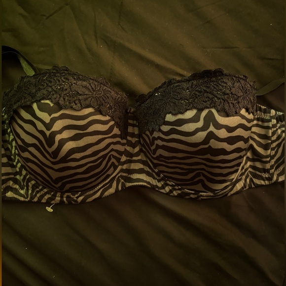 Zebra Printed Bra - Picture 4 of 4